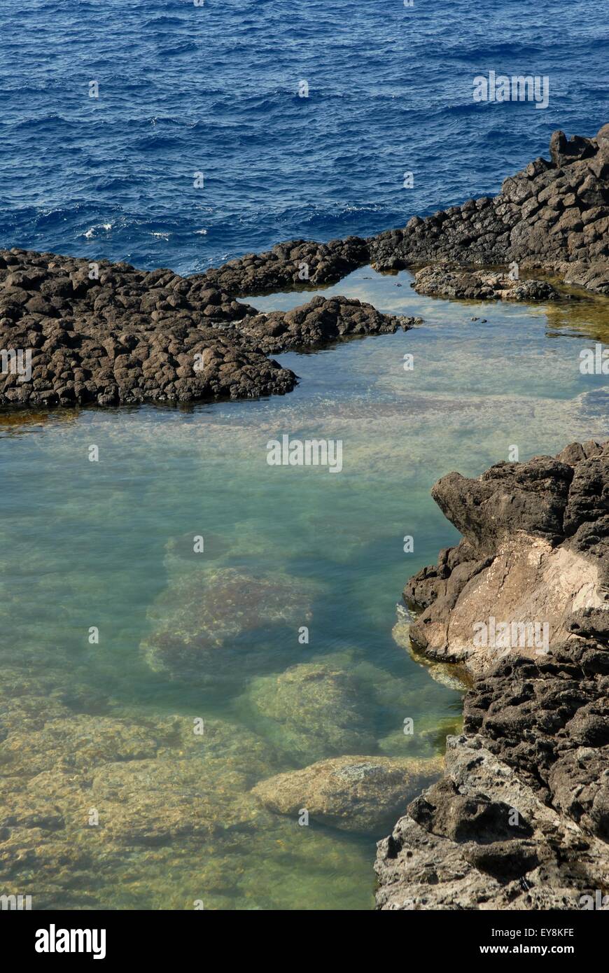 Insel Pantelleria (Sizilien, Italien), Küste der kleine See Ondines Stockfoto