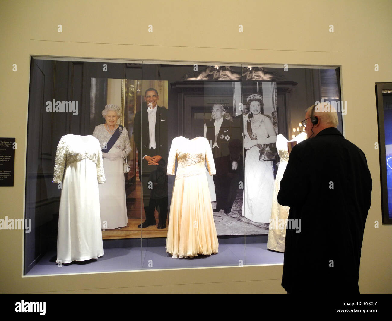 Königinnen Kleider Stockfotos und -bilder Kaufen - Alamy