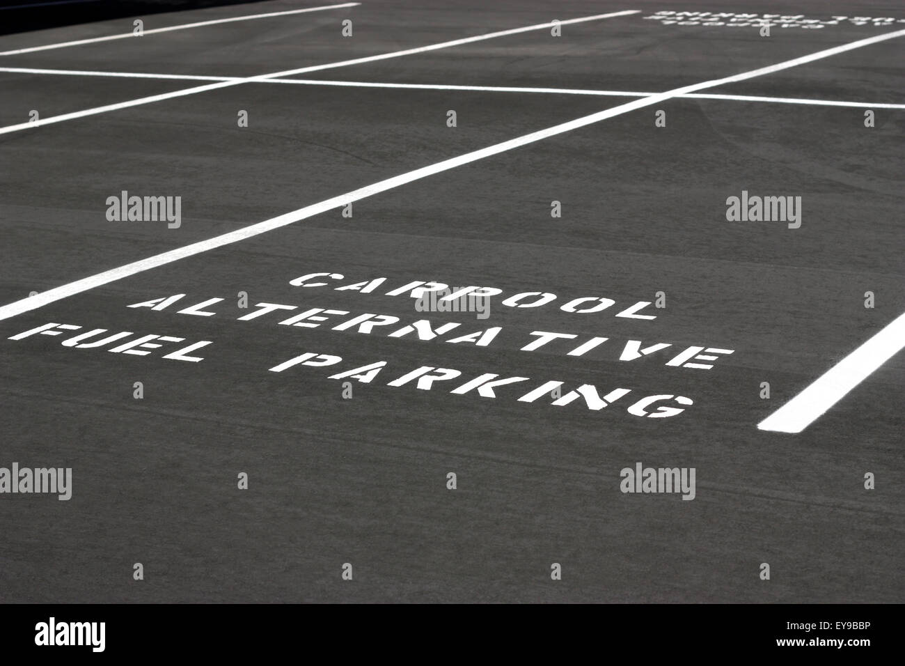 Fahrgemeinschaft Alternative Kraftstoff-Parkplatz am neuen Parkplatz Stockfoto