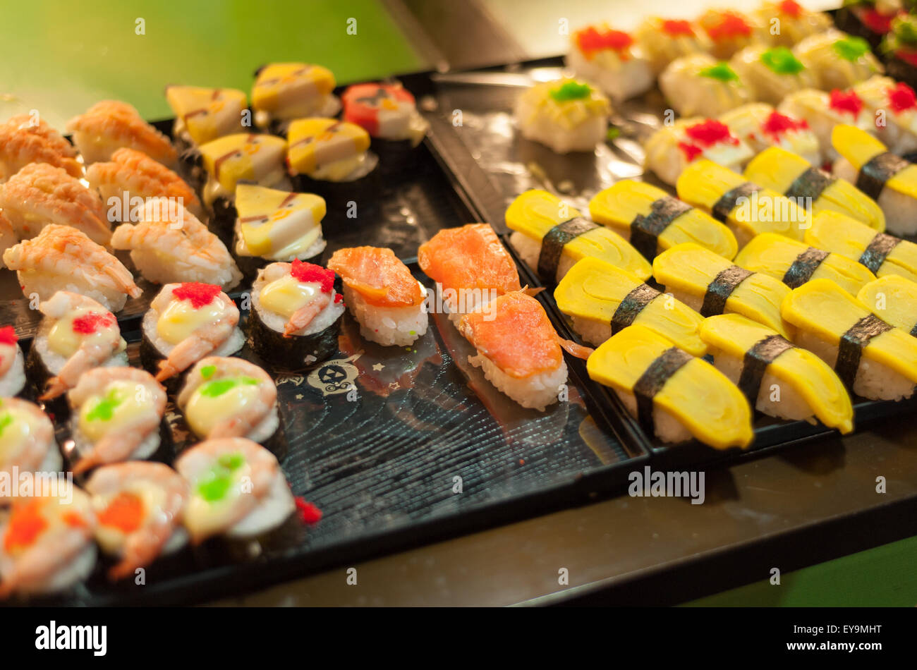 Sushi set in einem Board Küche, Sushi collection Stockfoto