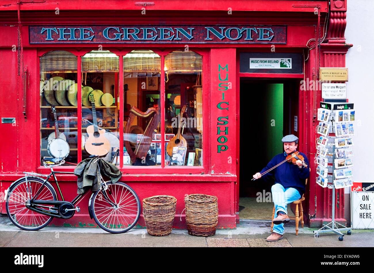 Traditionelle Musik Shop, Kenmare, Co. Kerry, Irland Stockfoto