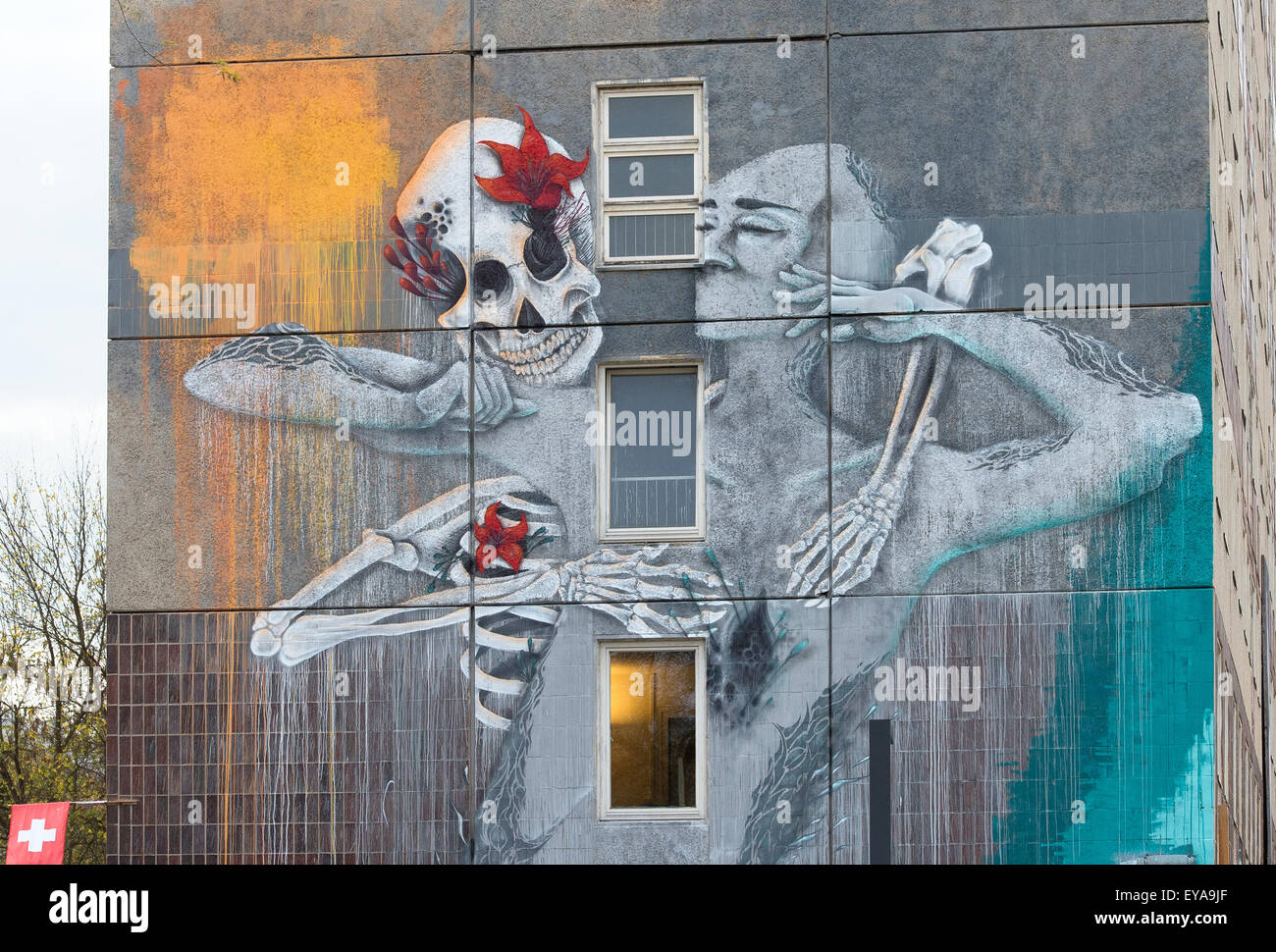 Erlin, Deutschland, Fassaden der Künstler bei einem DDR vorgefertigt Stockfoto