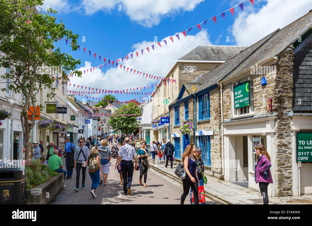 Geschäfte auf Pydar Straße in der Stadt Zentrum, Truro, Cornwall, England, UK Stockfoto