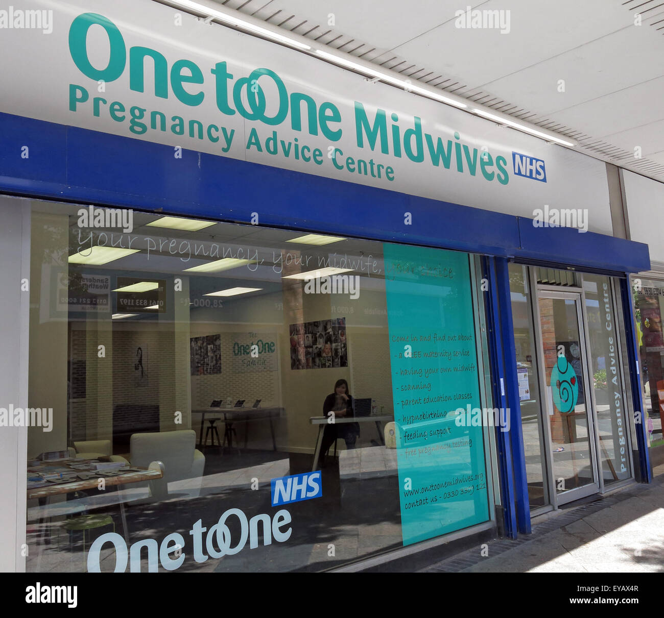 Eins zu eins Hebammen Schwangerschaft Beratung Centre, Warrington, Sankey St, Cheshire, England, UK Stockfoto