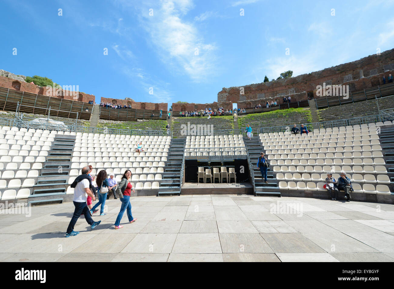 Das griechische Theater oder das Teatro Greco in Taormina, Sizilien. Stockfoto