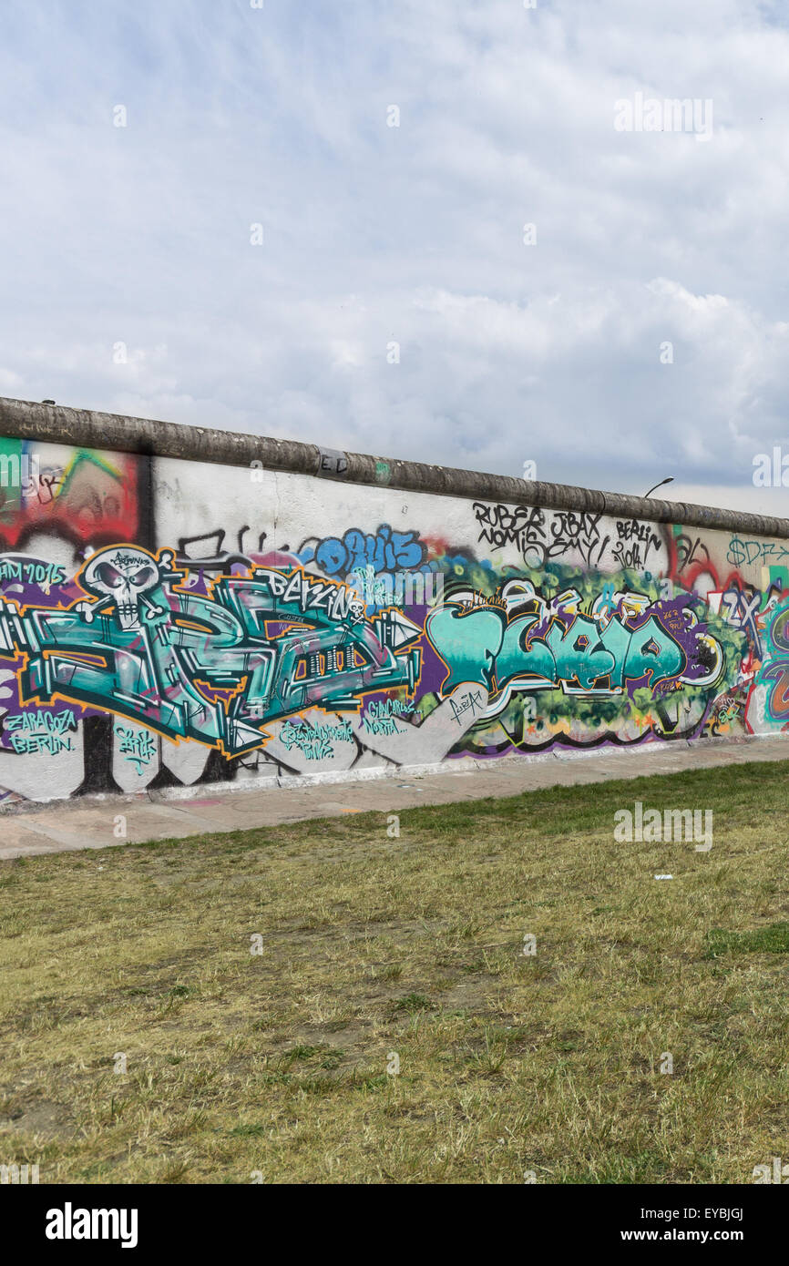 Die Berliner Mauer / East-Side-Gallery Stockfoto