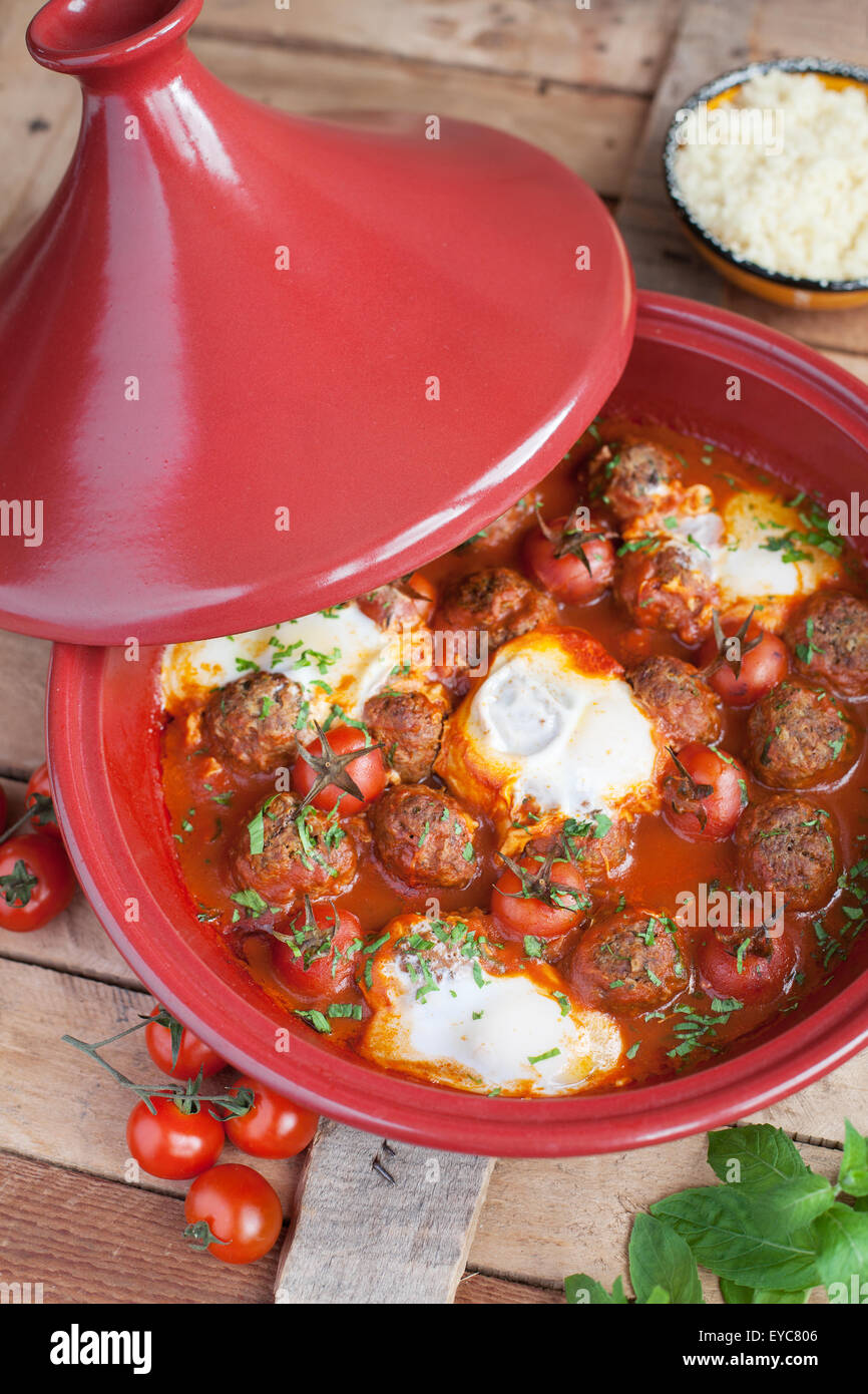 Kefta tajine -Fotos und -Bildmaterial in hoher Auflösung – Alamy Kefta tajine -Fotos und -Bildmaterial in hoher Auflösung – Alamy