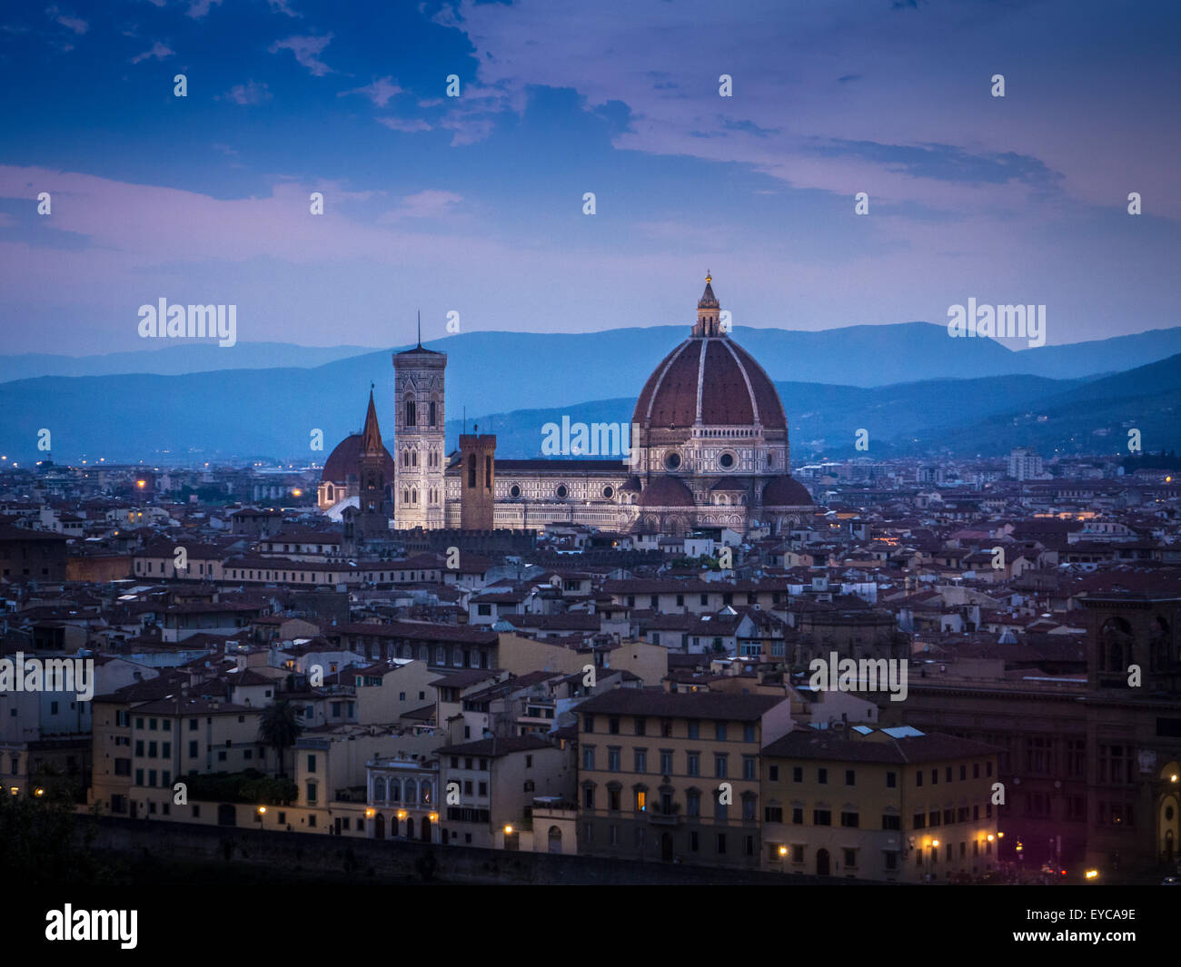 Kathedrale von Florenz in der Nacht. Florenz, Italien. Stockfoto