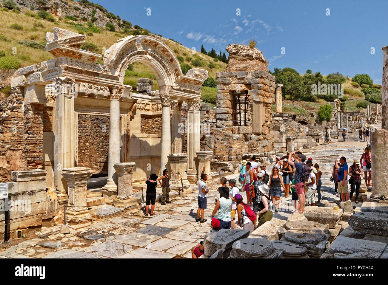 Fassade des Hadrian Tempel in Ephesus antike Stadt in der Nähe von Selcuk, Kusadasi, Türkei Stockfoto