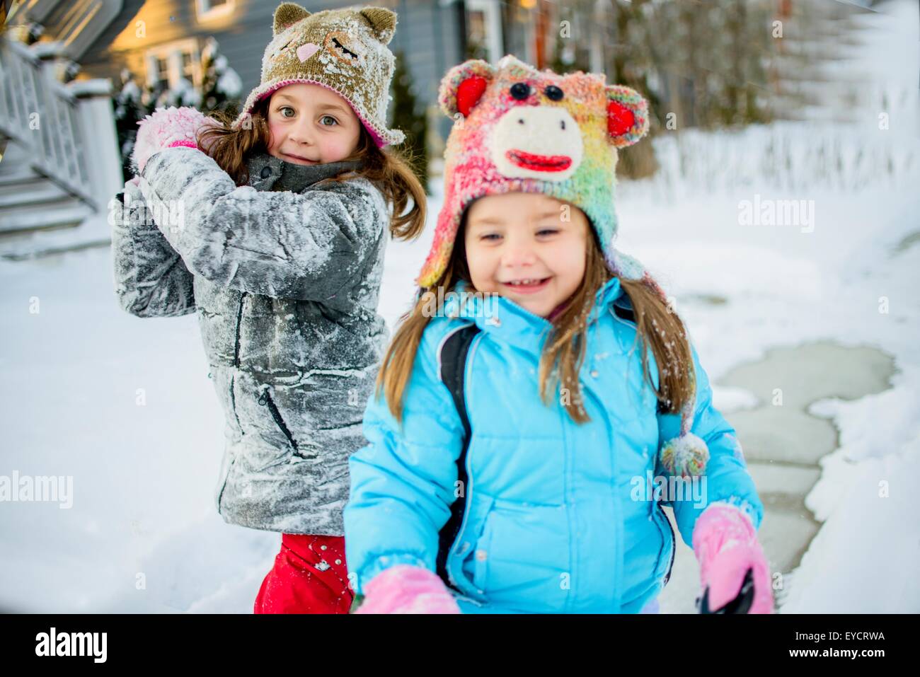 Mädchen Winter geniessen Stockfoto