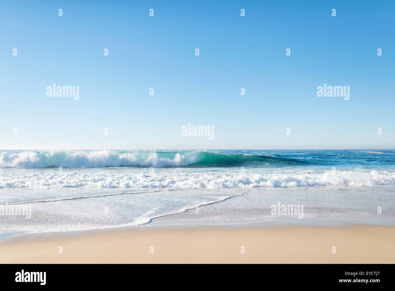 Blick auf Strand und Meer, Big Sur, Kalifornien, USA Stockfoto