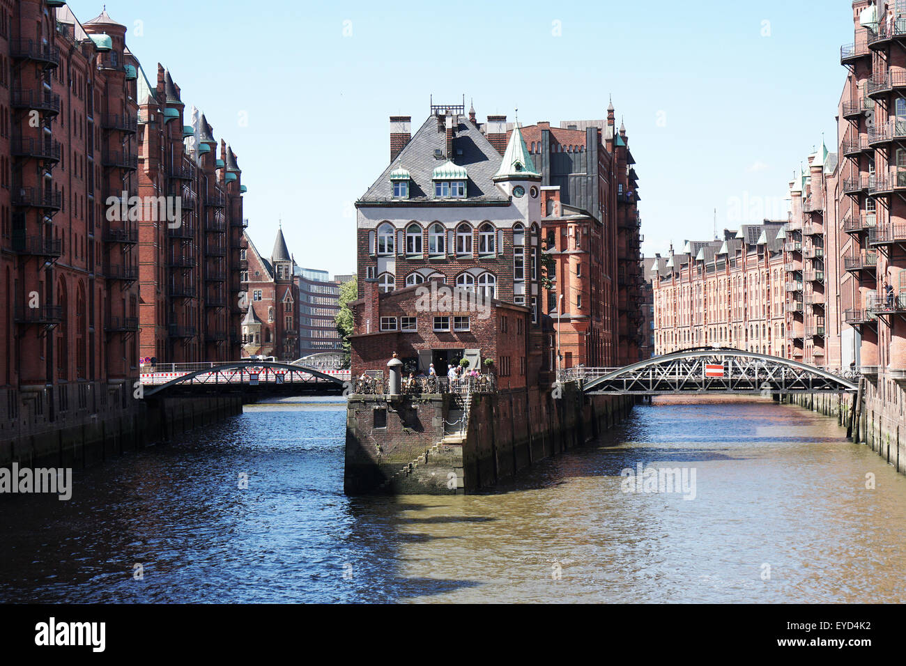 Hamburg, Deutschland - 22. Juli 2015: Ansicht der historischen Speicherstadt Speicherstadt Hafencity Hamburg Stockfoto