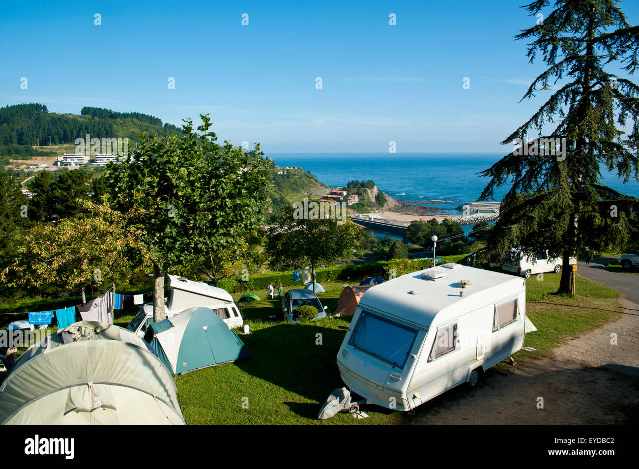 Campingplatz In Mutriku, Baskisches Land, Spanien Stockfotografie - Alamy