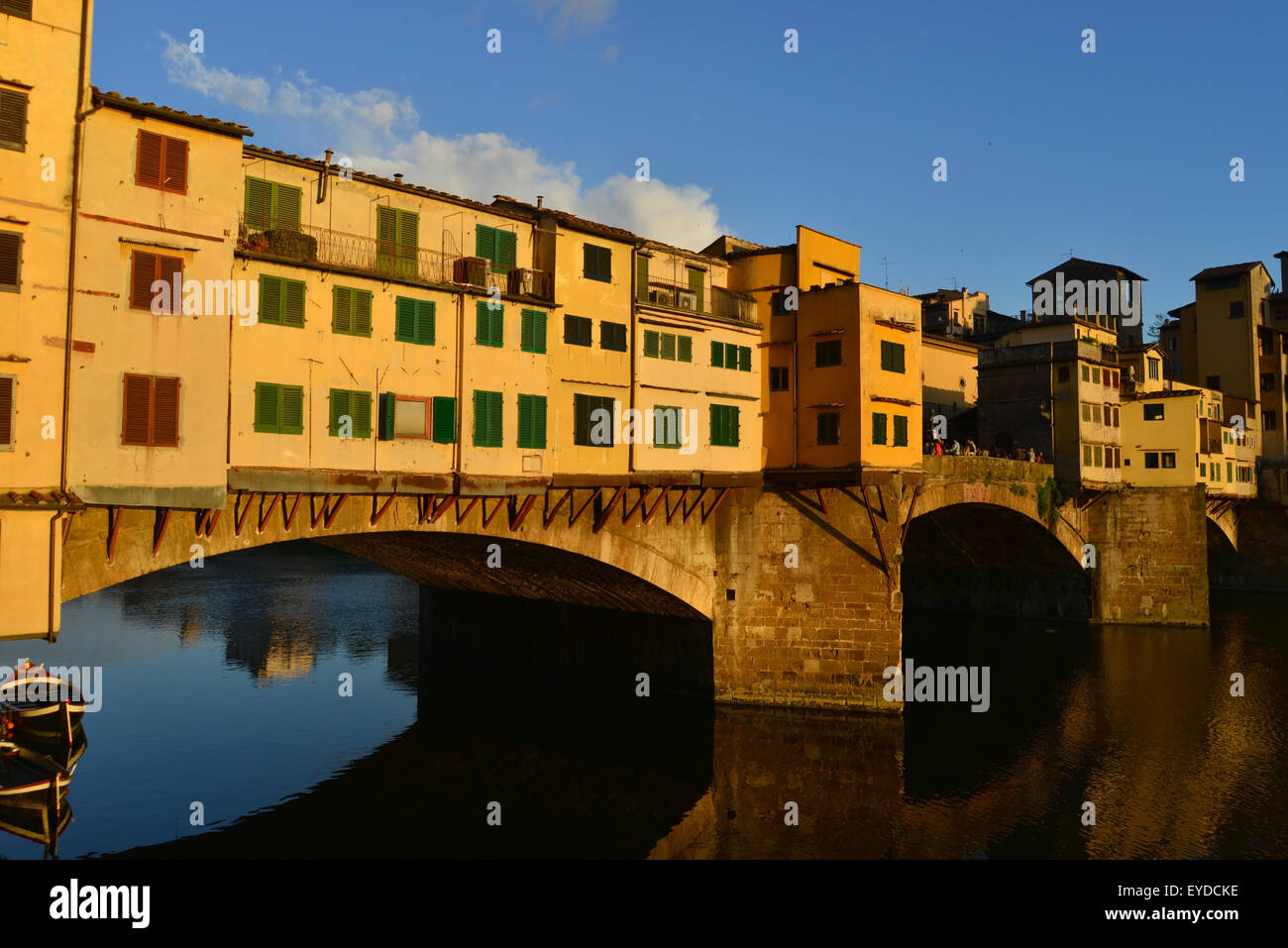 die berühmte Ponte Vecchio im Abendlicht Stockfoto