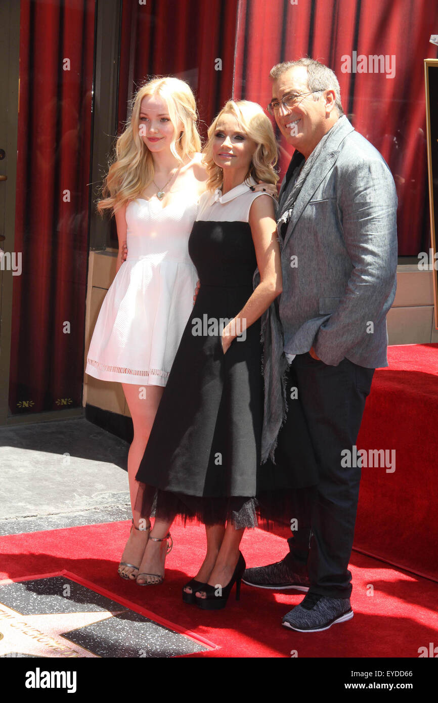 Hollywood, Kalifornien, USA. 24. Juli 2015. I15766CHW. Schauspielerin Kristin Chenoweth geehrt mit Stern auf dem Hollywood Walk Of Fame.6243 Hollywood Blvd/Pantages, Hollywood, CA.07/24/2015.DOVE CAMERON, KRISTEN CHENOWETH und KENNY ORTEGA. © Clinton H. Wallace-- Fotos Inc © Clinton Wallace/Globe Fotos/ZUMA Draht/Alamy Live-Nachrichten Stockfoto