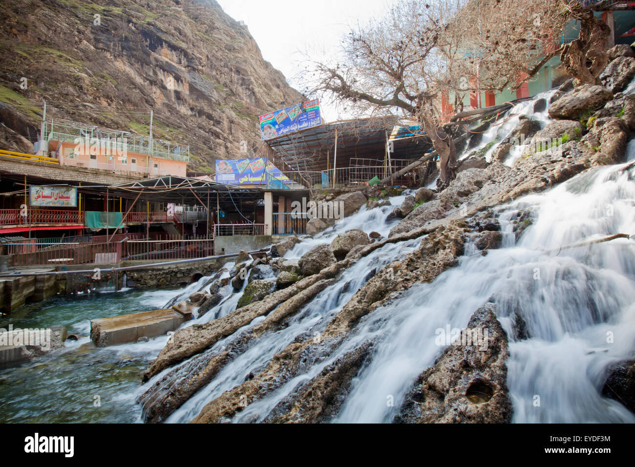 Das Resort Dorf von Suav bekannt für seine Wasserfälle, irakische Kurdistan, Irak Stockfoto