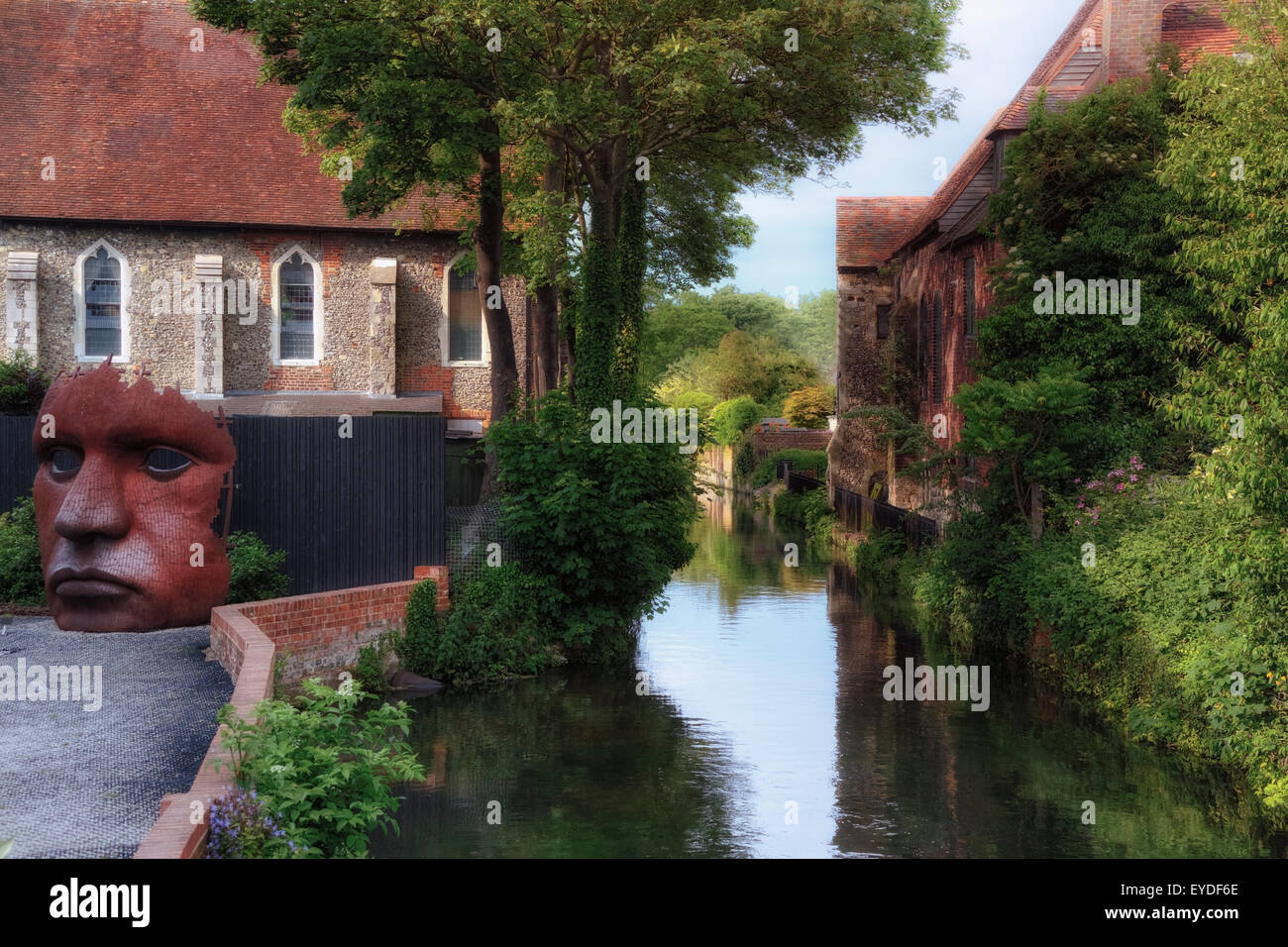 Canterbury, riesige Maske, Stour, Kent, England, Vereinigtes Königreich Stockfoto