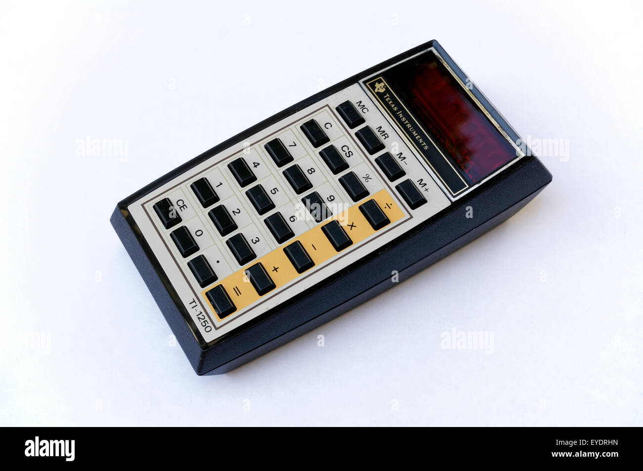 Vintage Texas Instruments TI-1250 grundlegende mathematische Rechner eingeführt 1975 auf weißem Hintergrund Stockfoto