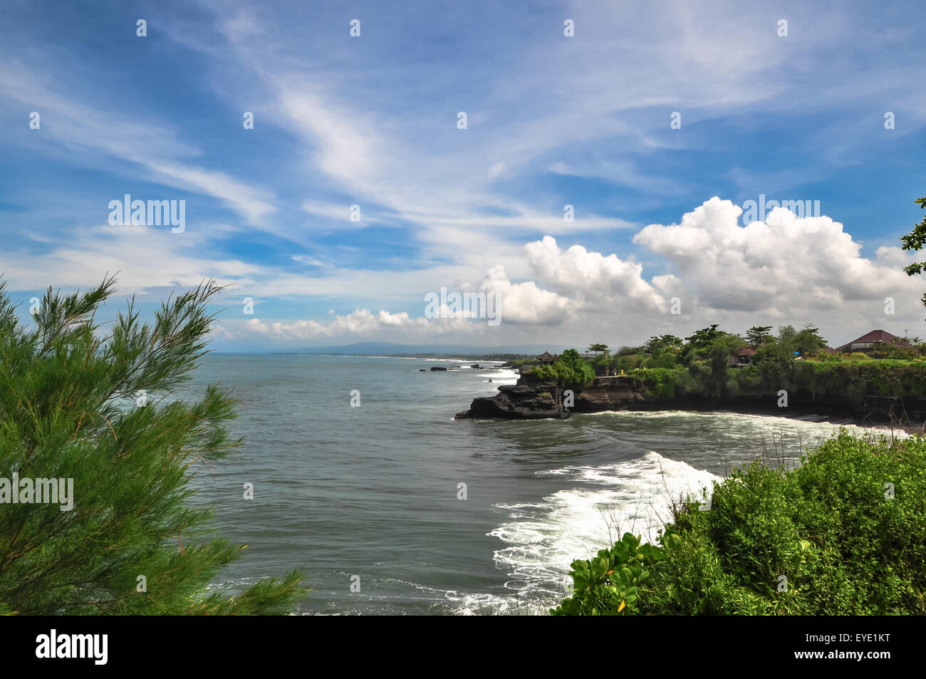 touristich Tanah Lot Tempelkomplex, in Bali Insel Indonesien Stockfoto