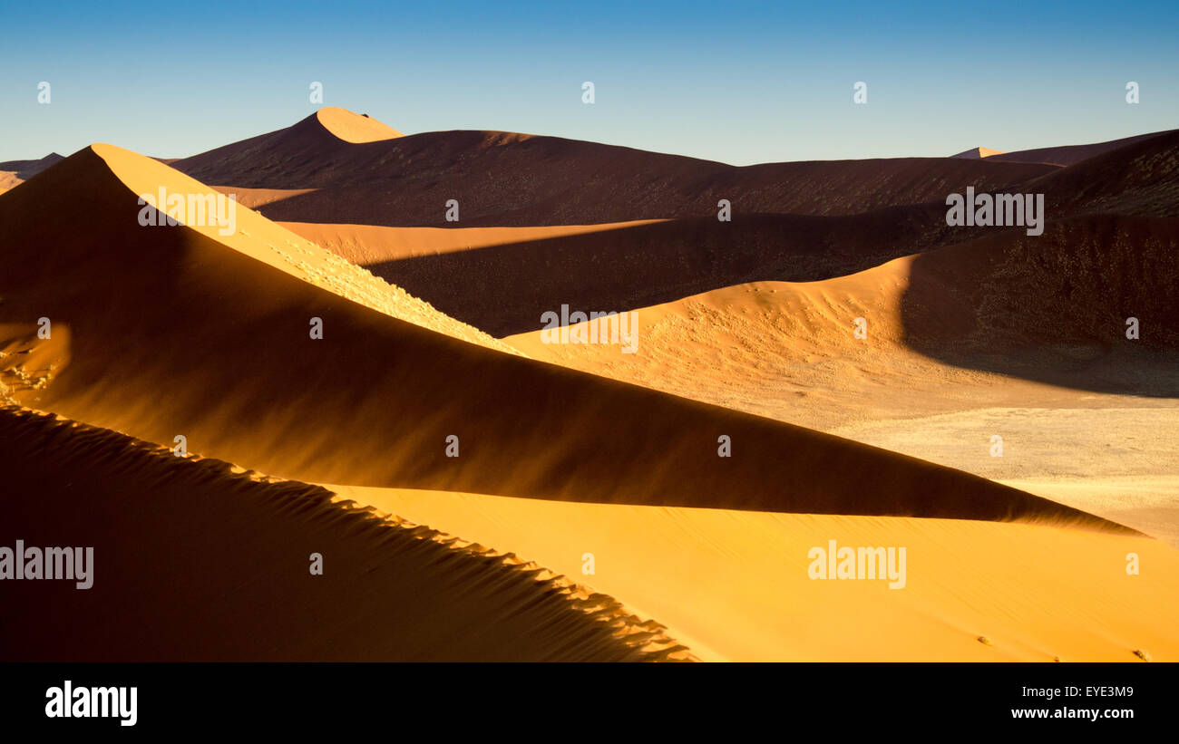 Dramatische Dünen Sossusvlei, Namib-Naukluft Wüste, Namibia Stockfoto