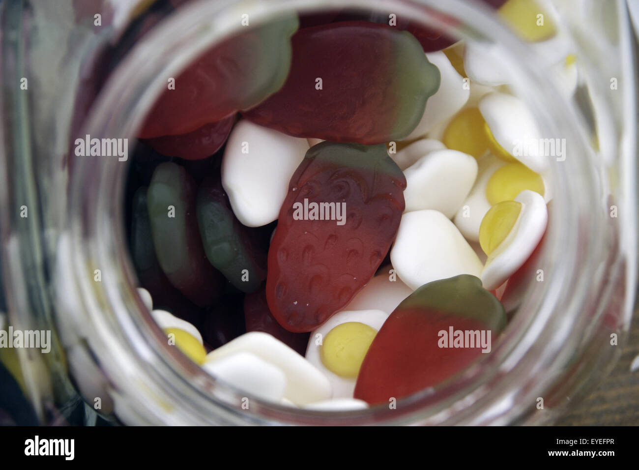 Süßigkeiten in einem Glas Stockfoto