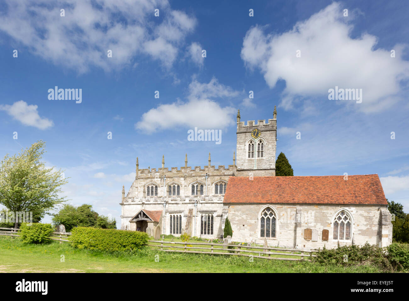Str. Peters Kirche, Wootton Wawen, Warwickshire, England, UK Stockfoto