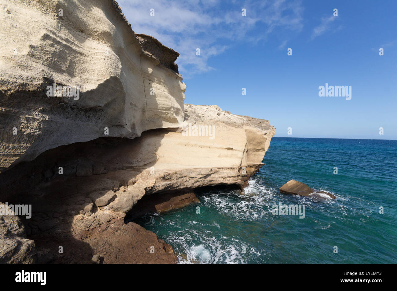 Vulkanische Gesteine, die Küste und die Ocean View auf Teneriffa, Spanien Stockfoto