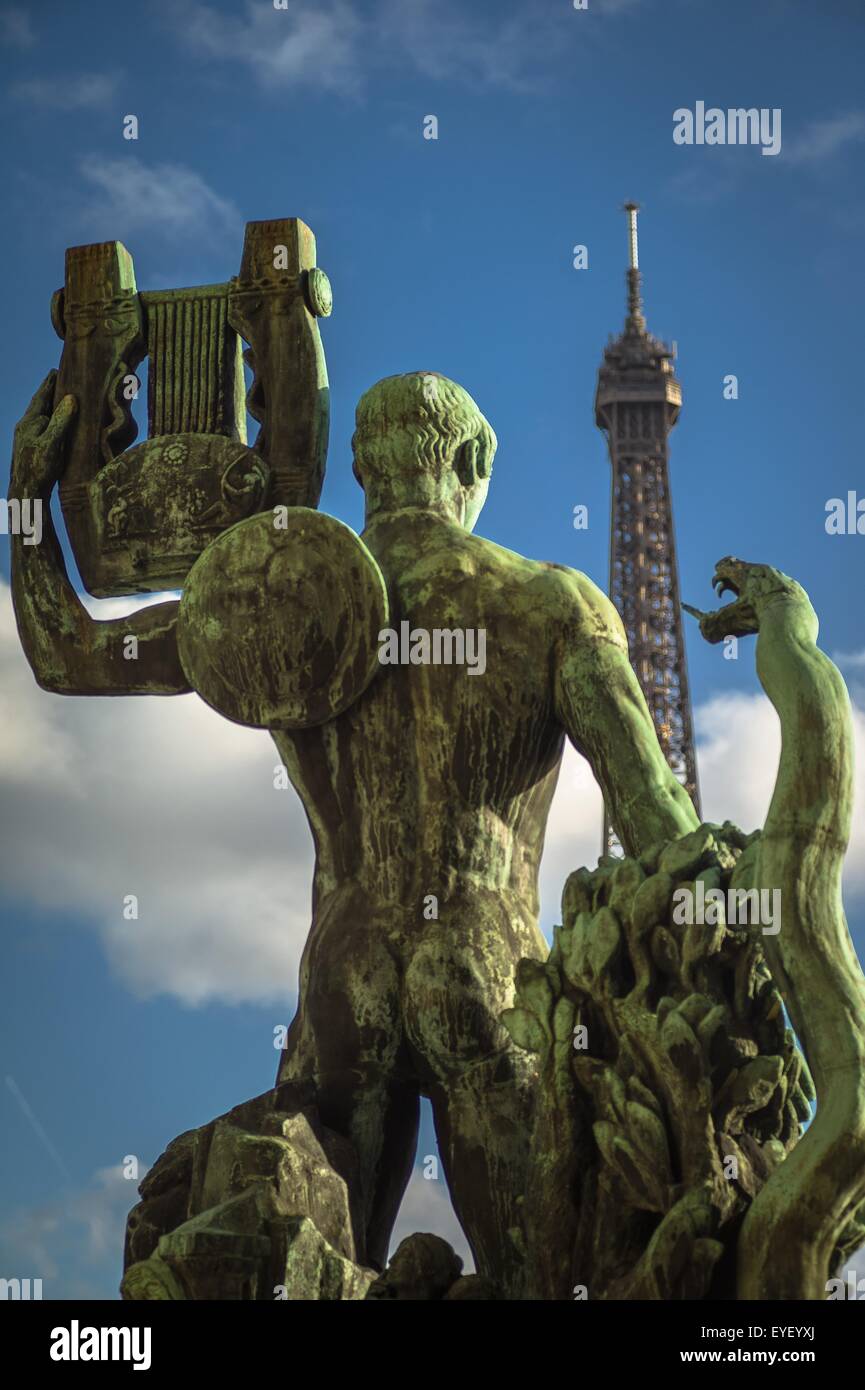 Der Eiffelturm, Paris im Herbst. 25.11.2012 - Sylvain Leser Stockfoto