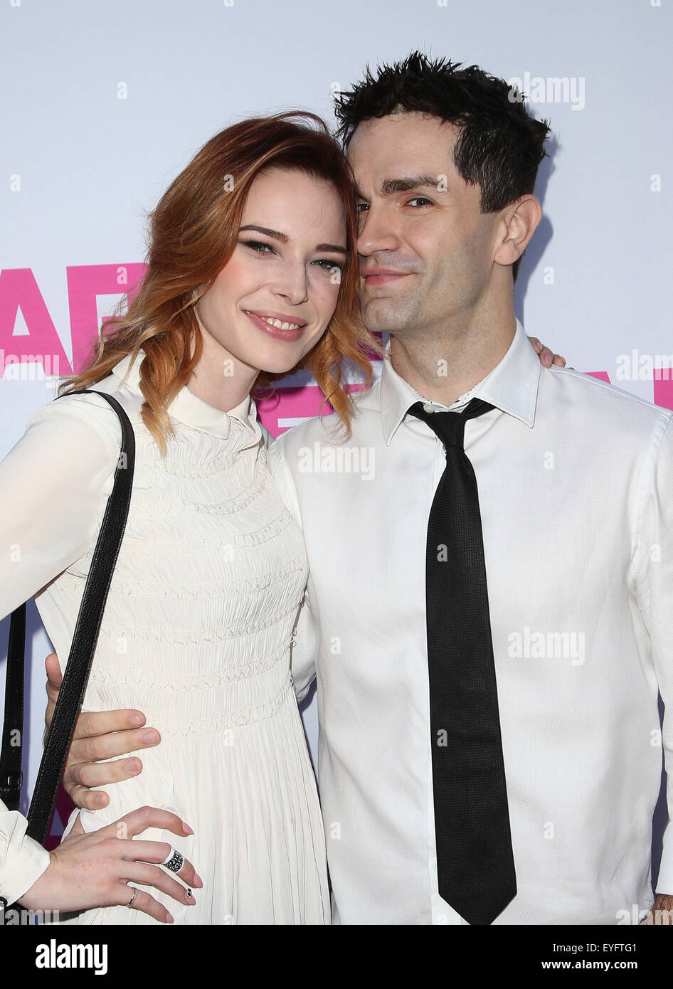 Premiere von DirecTV "kaum tödliche" ArcLight Hollywood - Ankünfte mit: Chloe Dykstra, Sam Witwer Where: Hollywood, Kalifornien, Vereinigte Staaten, wann: 27. Mai 2015 Stockfoto