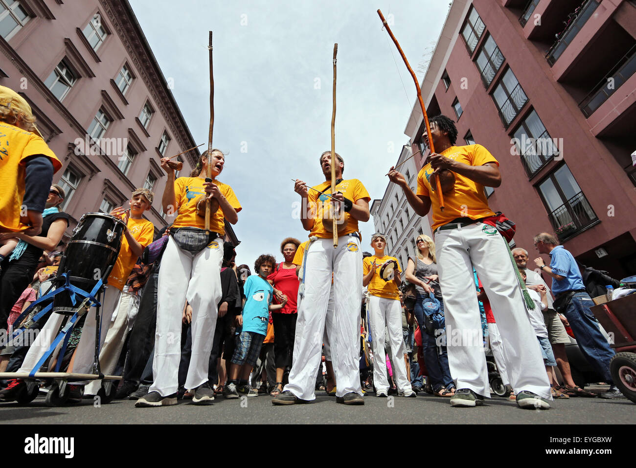 Berlin, Deutschland, Capoeira-Gruppe in den Karneval der Kulturen Stockfoto