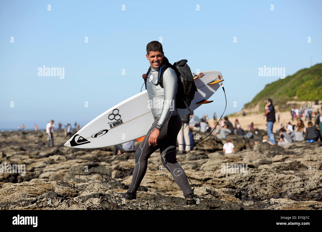 Big-Wave-Surfer und WSL Kommentator Peter Mel zum Surfen für Wasser Kommentar bei den 2015 J Bay Open geht Stockfoto