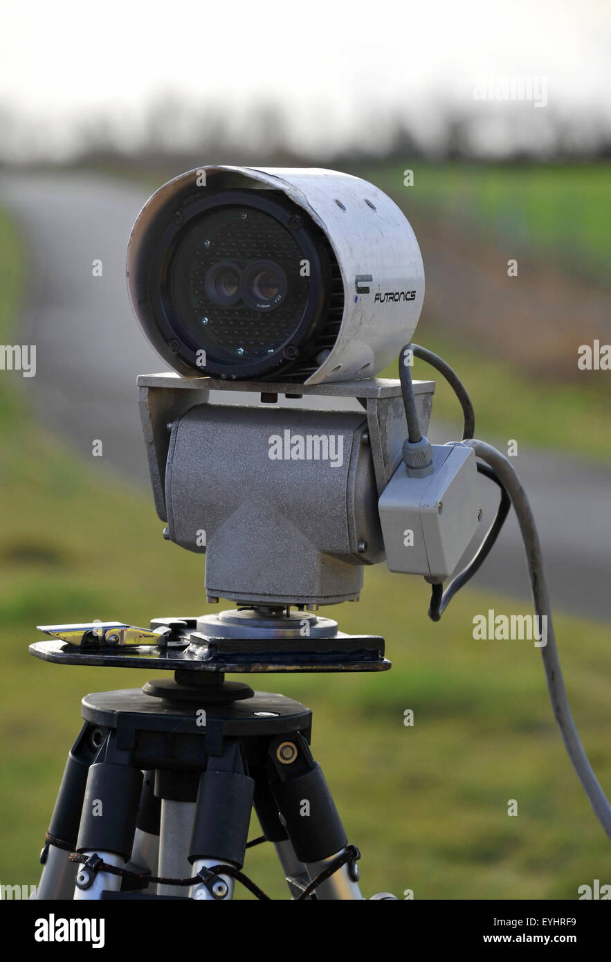 DVLA road fund Lizenz (Steuer) Detektor Kamera verwendet werden Anzahl Platten zu lesen und zu prüfen, ob die Autos auf die Straßenverkehrsordnung. Stockfoto