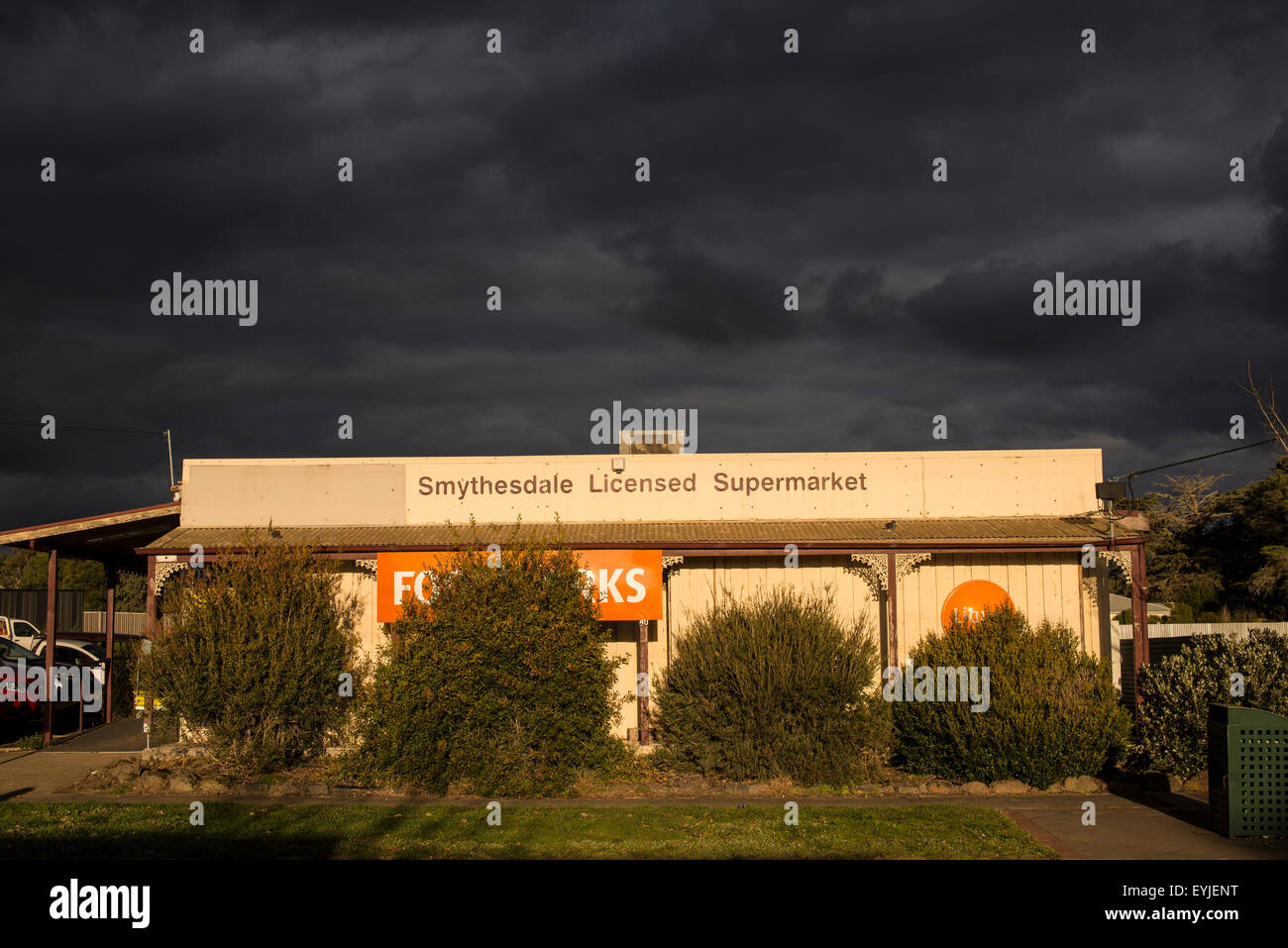Land Stadt Supermarkt, Smythesdale, Victoria Stockfoto