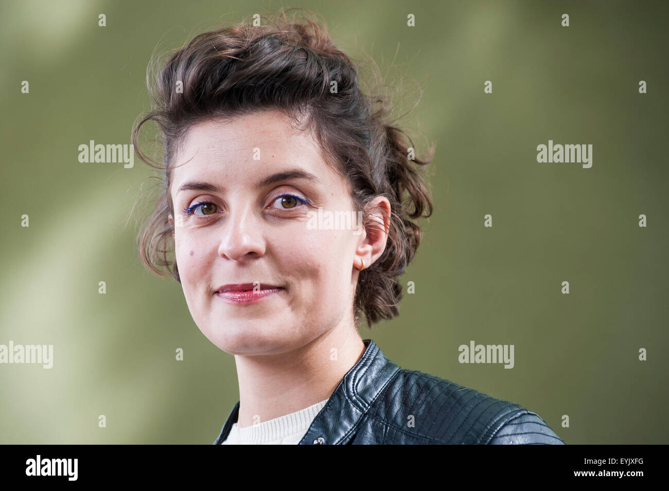 Britische Schauspielerin und Autorin, Jessie Burton, erscheinen auf dem Edinburgh International Book Festival Stockfoto