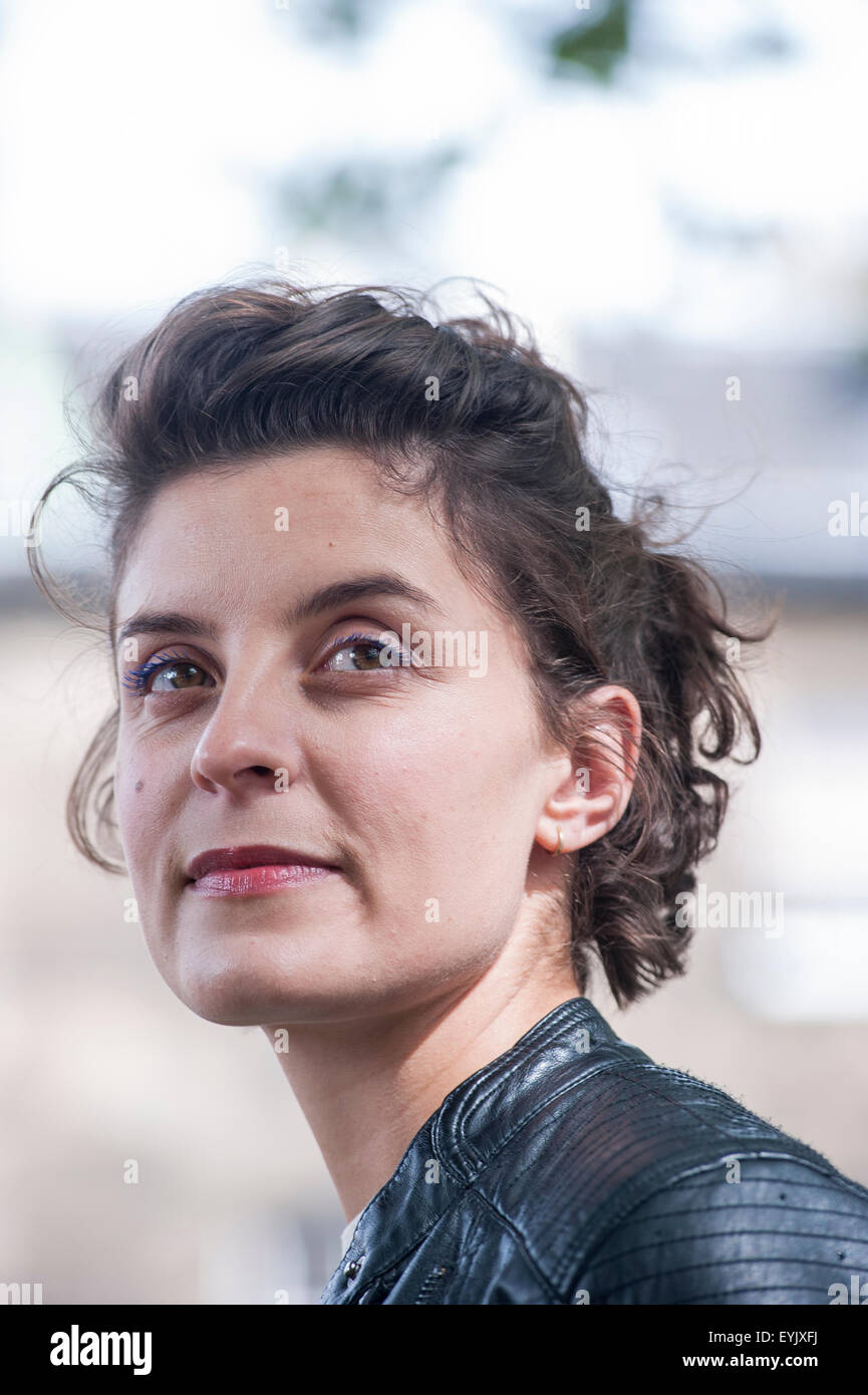 Britische Schauspielerin und Autorin, Jessie Burton, erscheinen auf dem Edinburgh International Book Festival Stockfoto