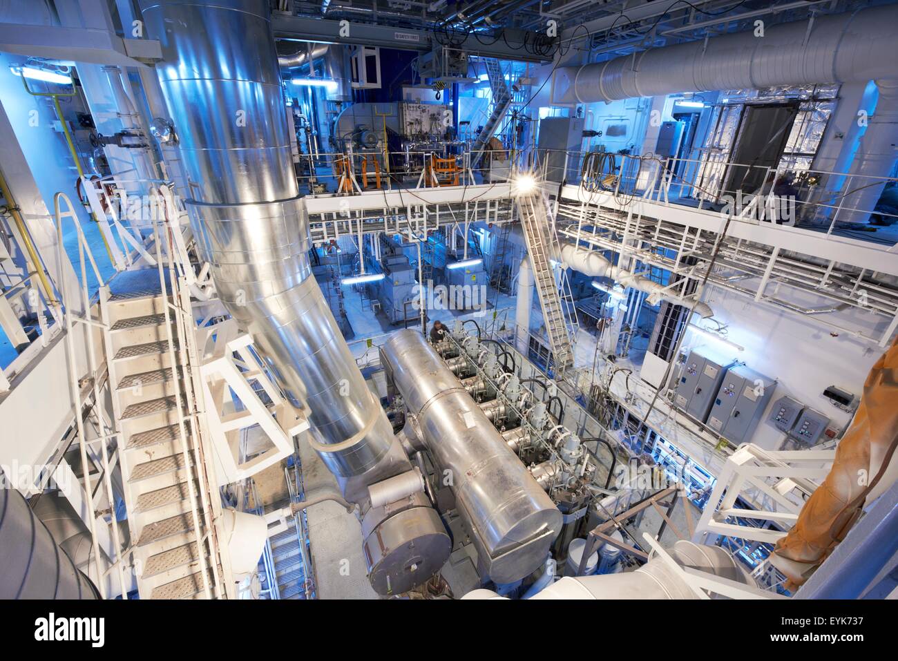 Maschinenraum des Containerschiffes, GoSeong-Gun, Südkorea Stockfoto