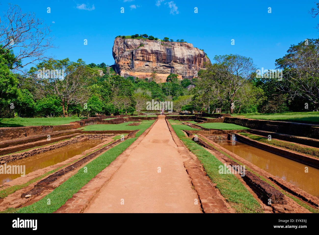 Sri Lanka, Ceylon, North Central Province, Felsenfestung Sigiriya Löwe, UNESCO-Weltkulturerbe, königliche Gärten Stockfoto