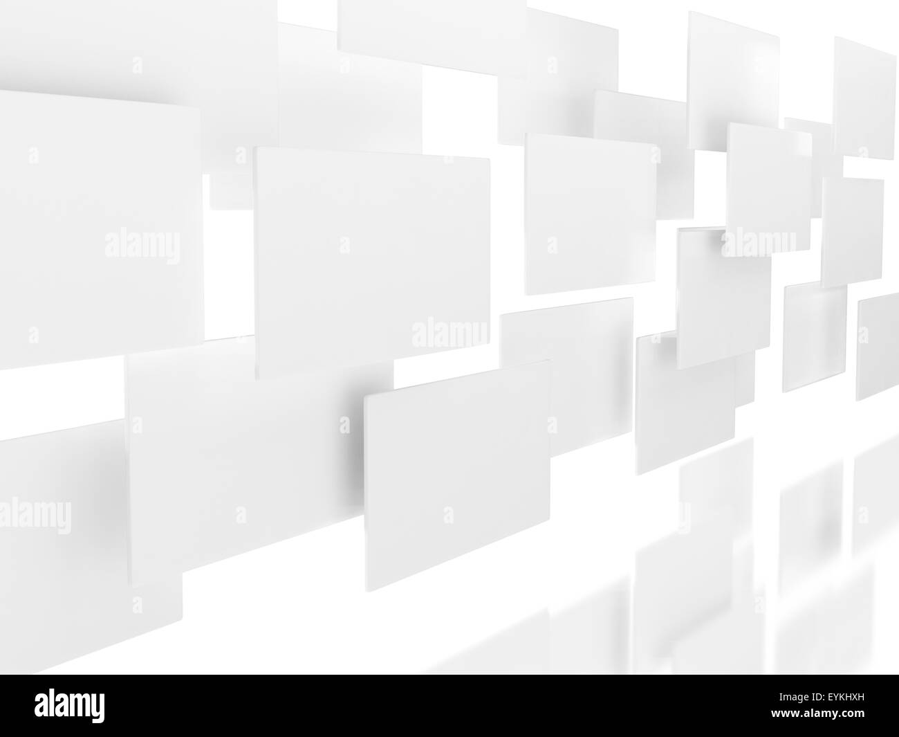 Weiße Platten auf weißem Hintergrund mit Reflexion Stockfoto