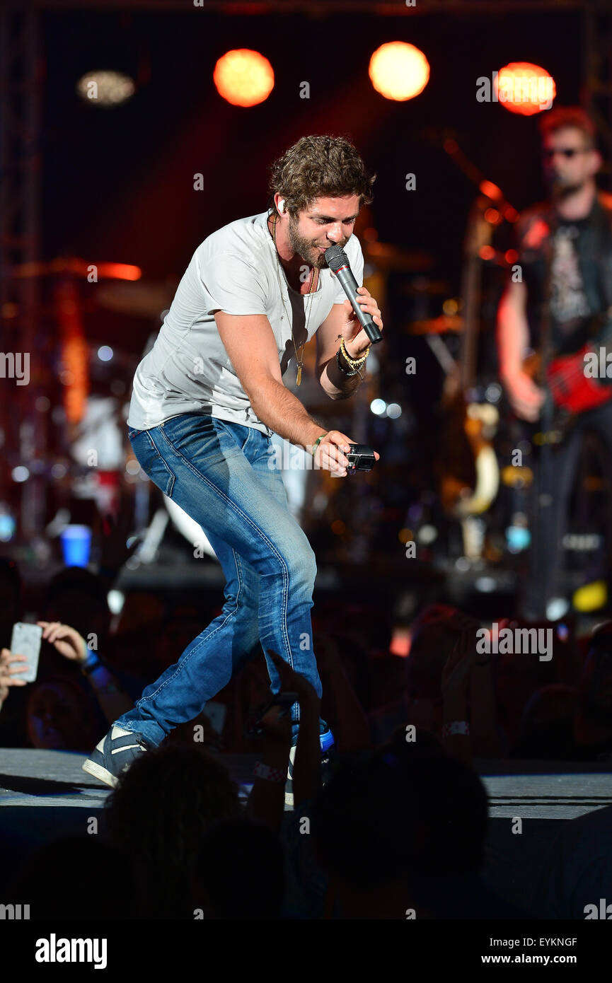 Country-Musik star Thomas Rhett führt an der Coral Sky Amphitheater Featuring: Thomas Rhett Where: West Palm Beach, Florida, USA bei: 28. Mai 2015 Stockfoto