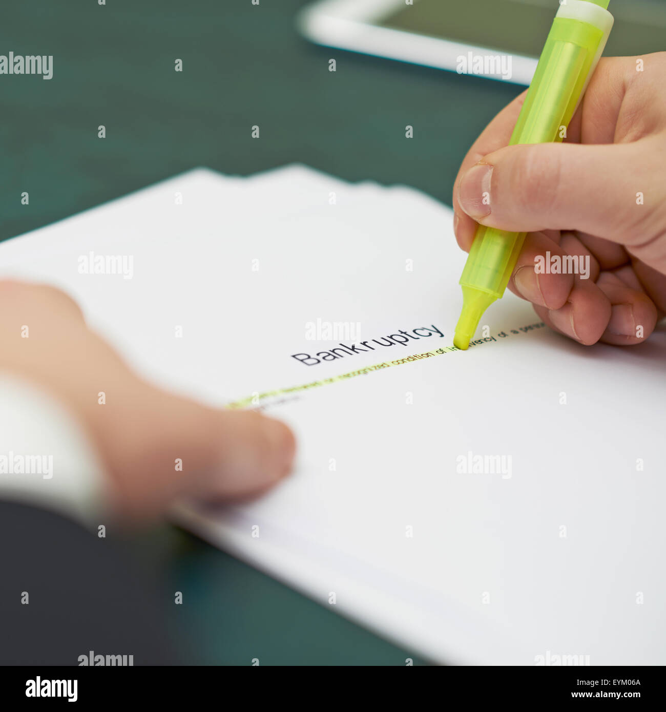 Markieren von Wörtern in einer Insolvenz-definition Stockfoto