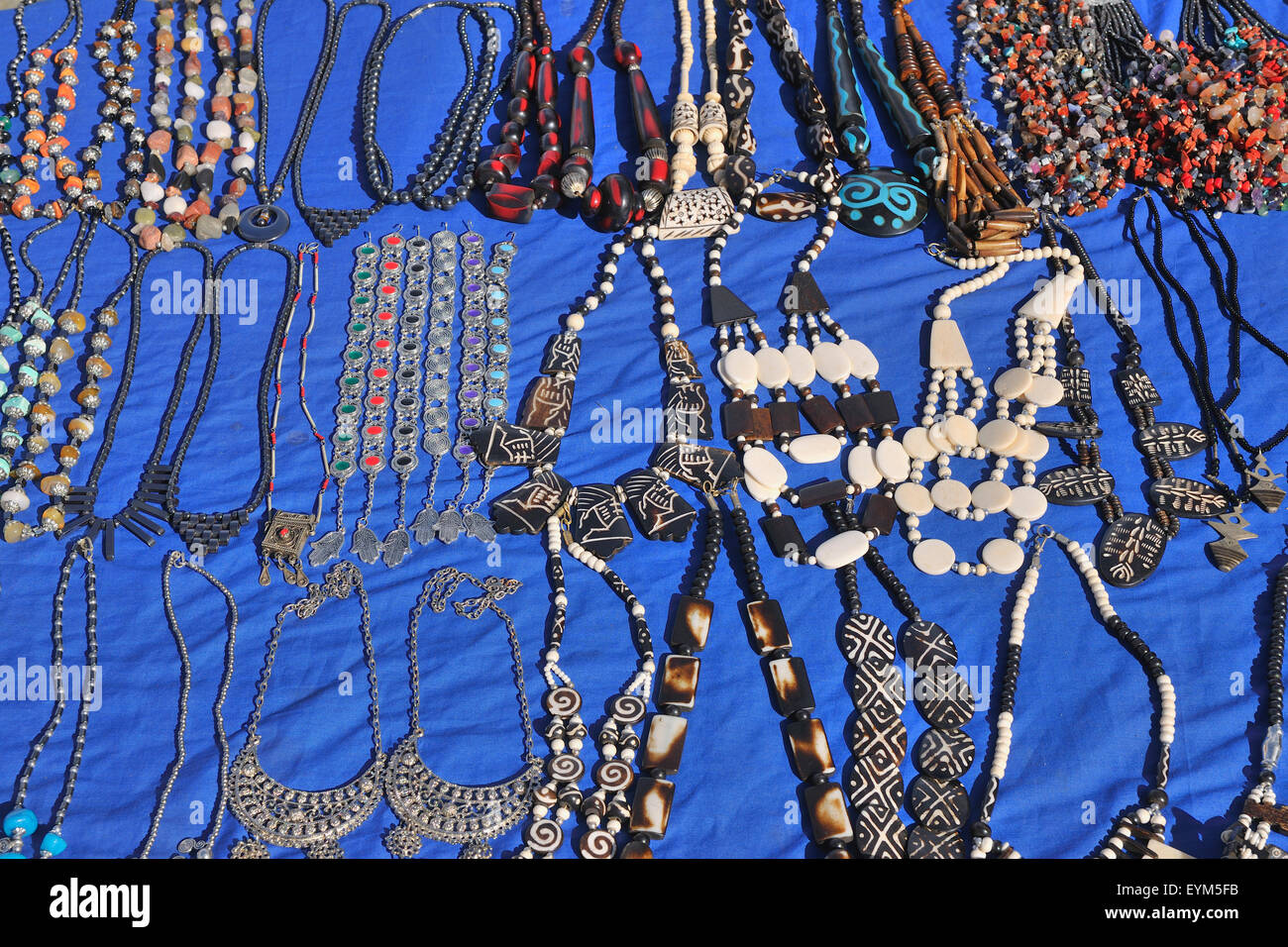 Schmuck, Vertrieb, Ourika-Tal, das Atlasgebirge, Marokko u.a. Stockfoto