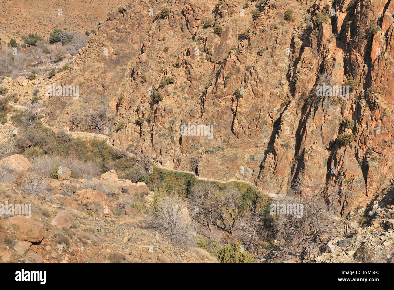 Wasserleitung am Asgaour Wasserfall, Ourika-Tal, das Atlasgebirge, Marokko, Stockfoto