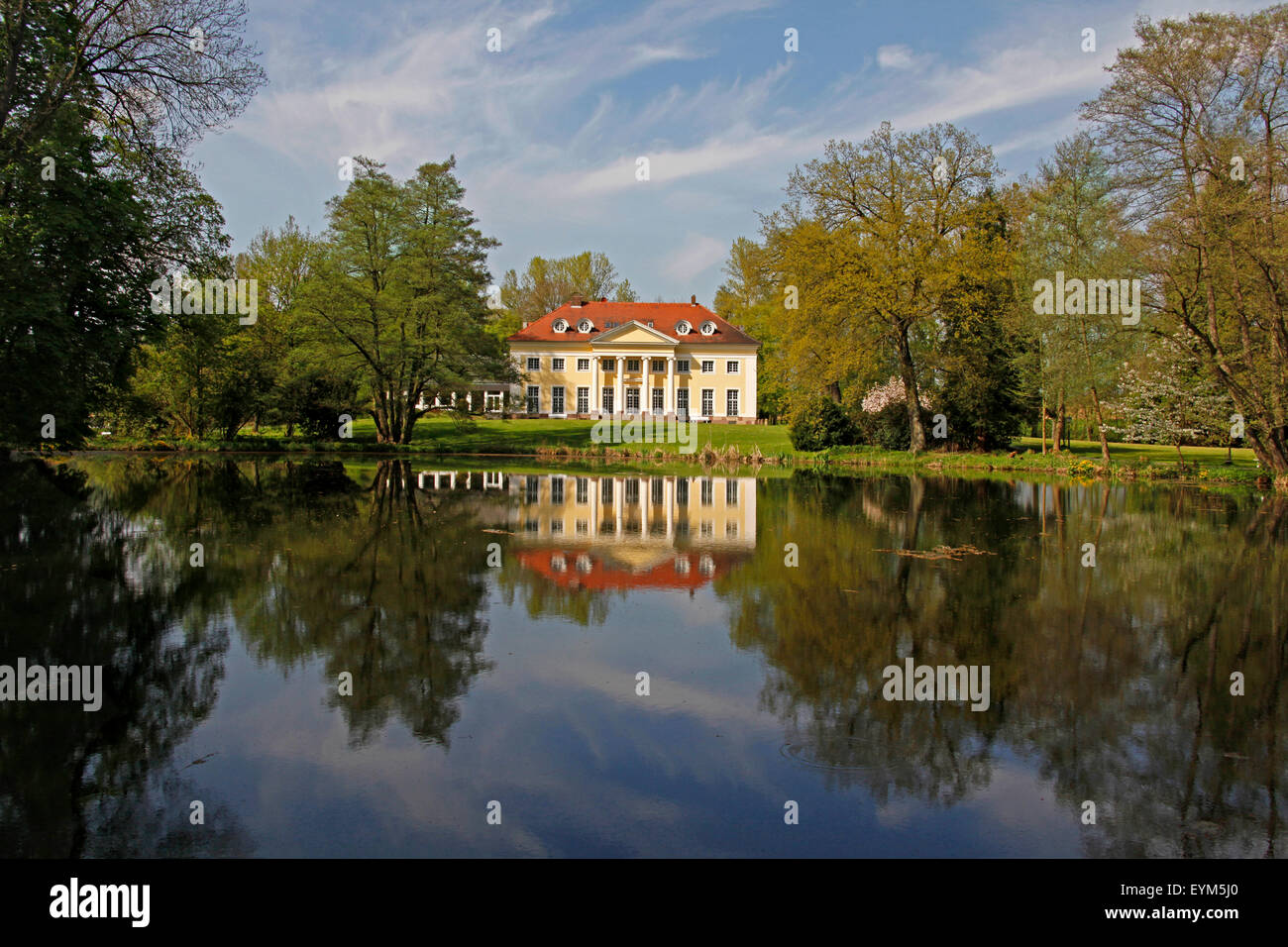 Deutschland, Hessen, Hofgeismar, Park Mineralquelle und schönes Schloss, Montcherie, baut in 1787-1789, Evangelische Akademie Hofgeismar, Stockfoto