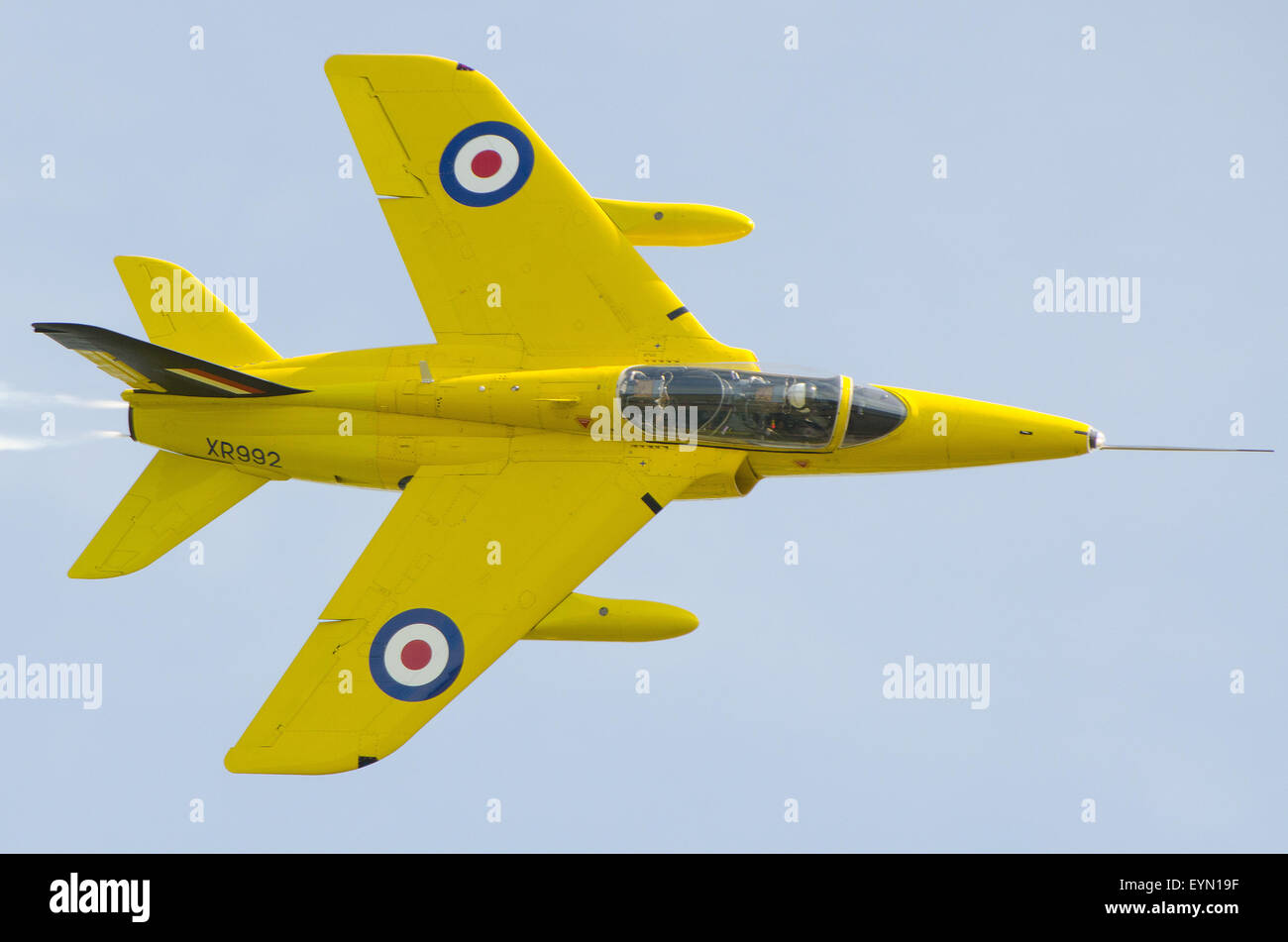 Folland gnat Trainer Jet bemalt, um ein „Yellowjacks“-Flugzeug der 1970er Jahre zu repräsentieren – die Vorläufer von Red Arrows. G-MOUR, einst im Besitz von Dave Gilmour Stockfoto