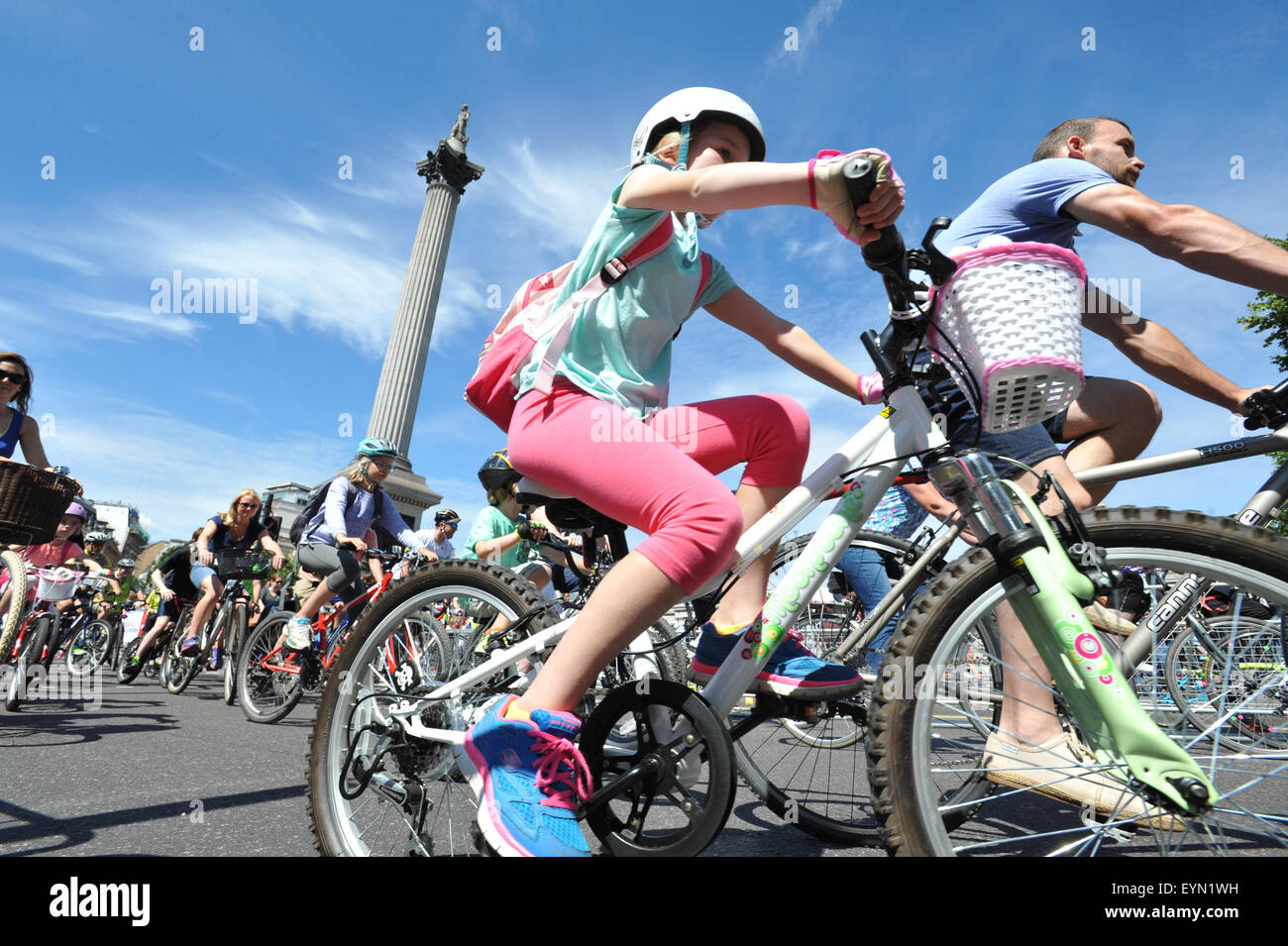 London, UK. 1. August 2015. Menschen beteiligen sich die Freecycle. Die aufsichtsrechtlichen Fahrt London-Veranstaltung. © Matthew Chattle/Alamy Stockfoto