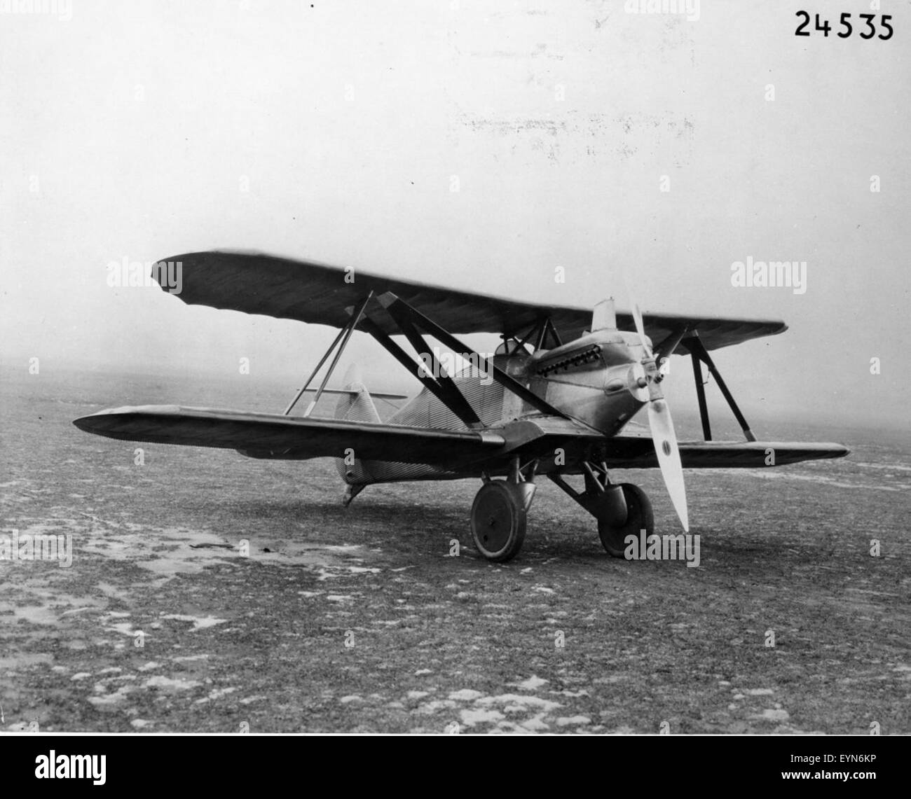 Thomas Morse TM-24 (2-Sitzer), ein zweisitziges Beobachtungsbiplane der US-Armee, fotografiert vom National Archives, was seine Rolle in der frühen militärischen Luftfahrt unterstreicht. Stockfoto