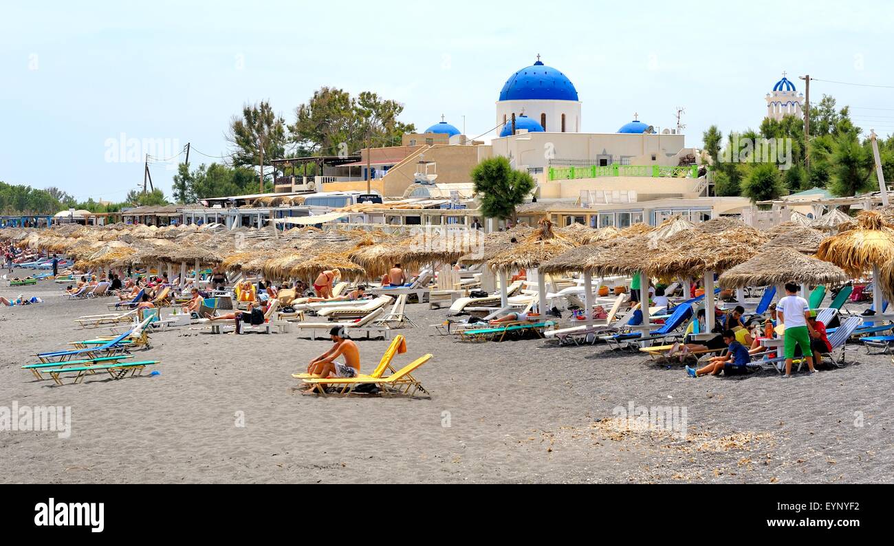 Der Strand von Perissa Santorini Griechenland Stockfoto