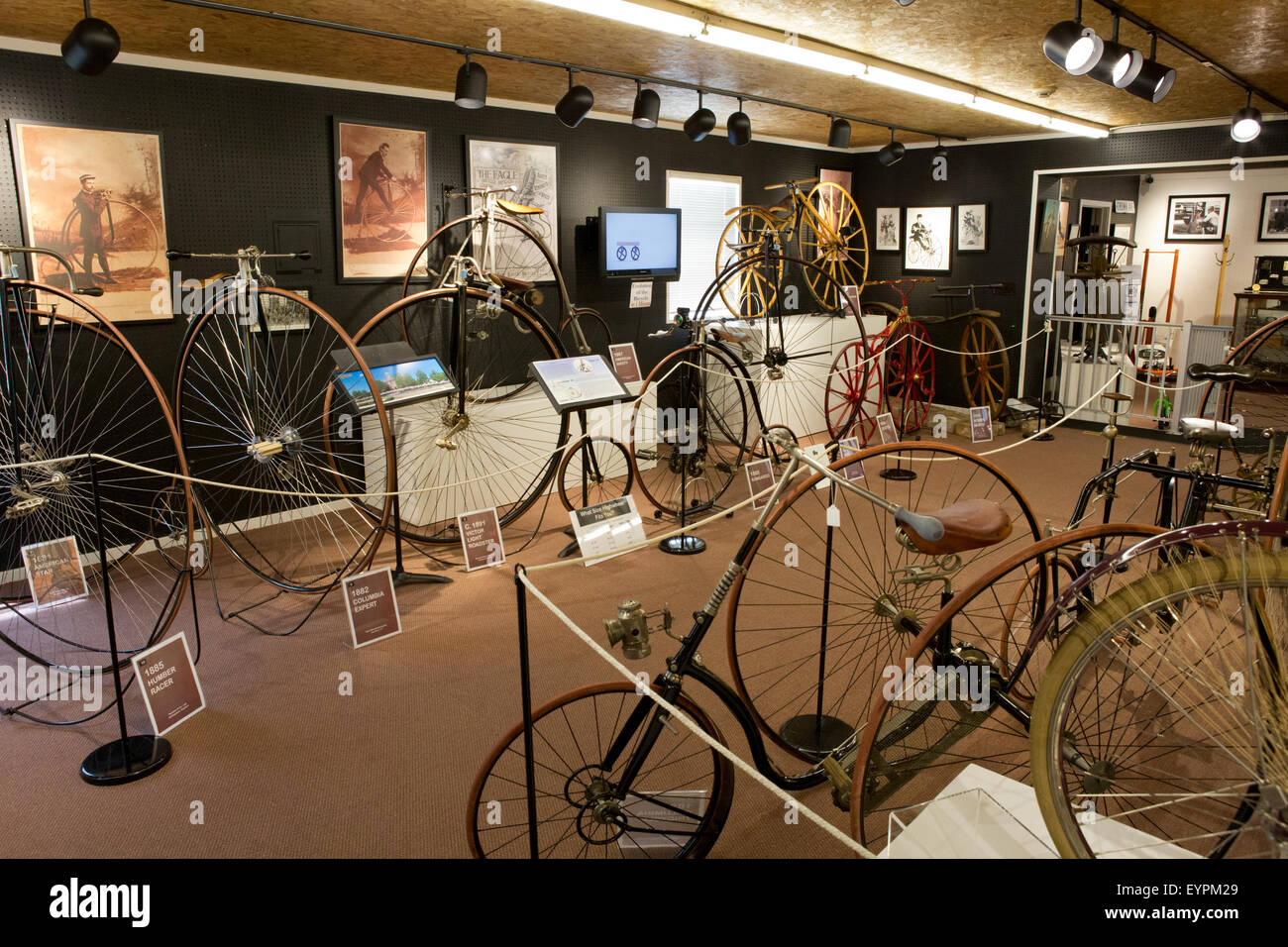 Fahrrad-Museum von Amerika ausstellen der frühen Fahrräder. Stockfoto