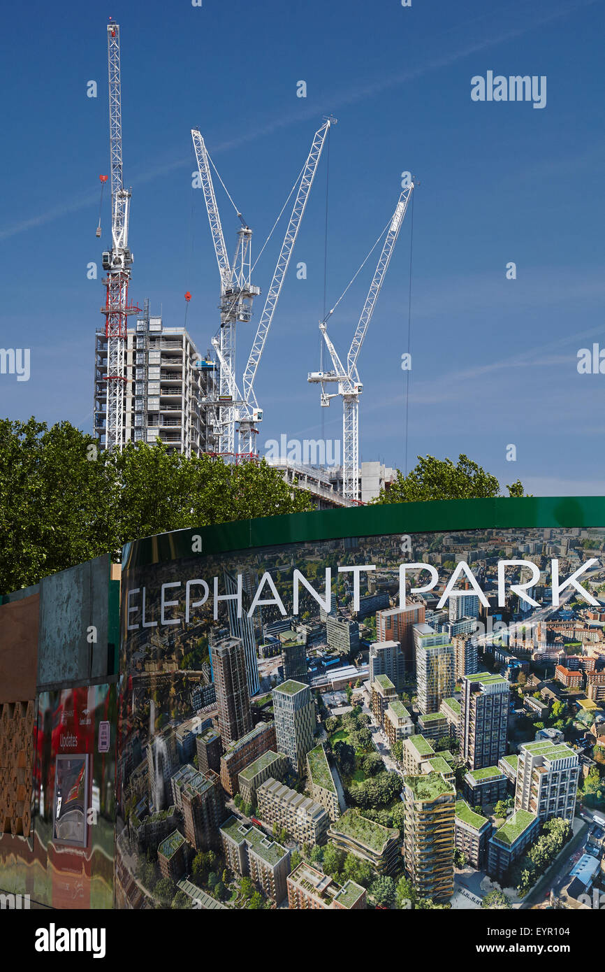 Gebäude im Bau in Elephant & Burg, London, UK Stockfoto