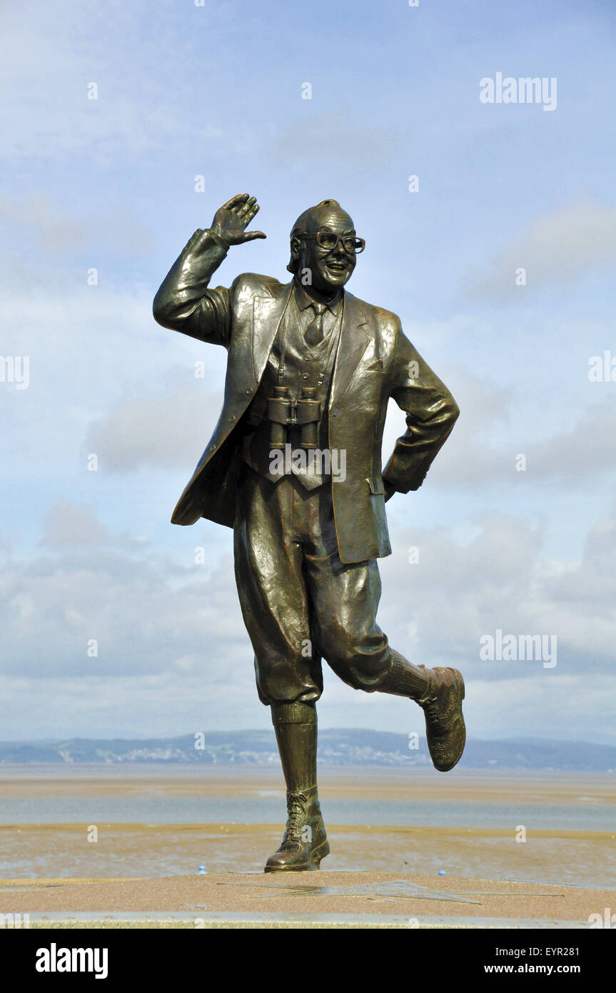 Blick auf die Bronzestatue der Komiker Eric Morecambe Stockfoto